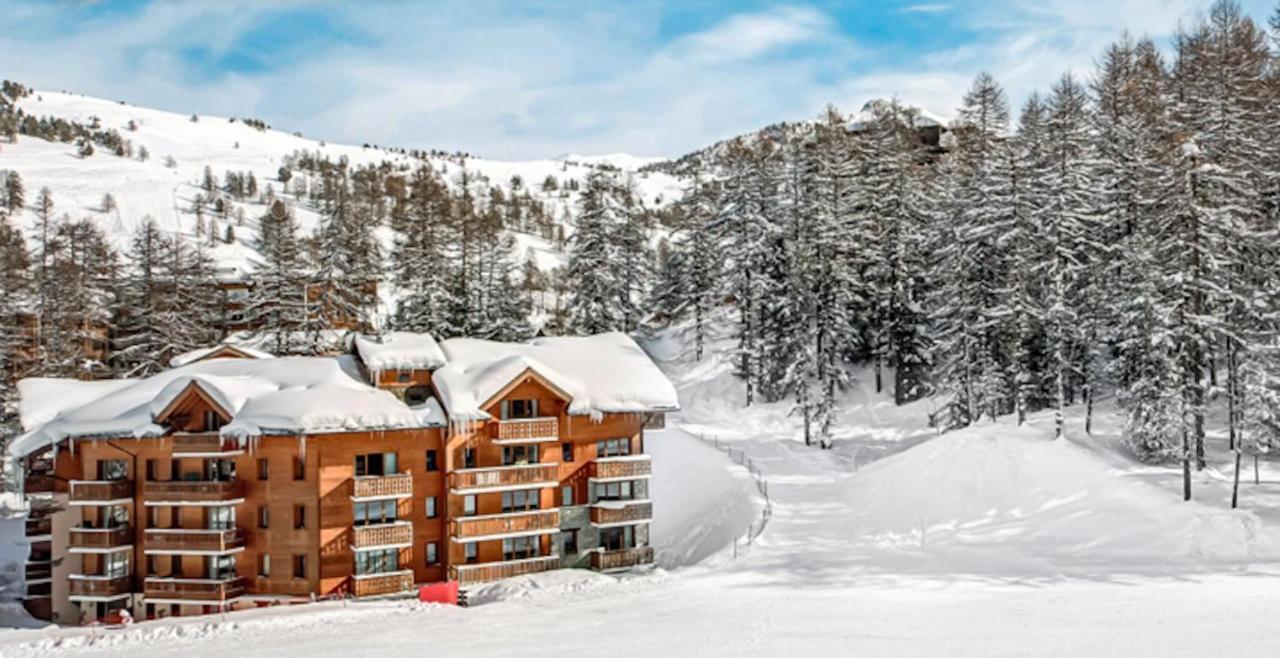 Residence L'Albane Вар Екстериор снимка