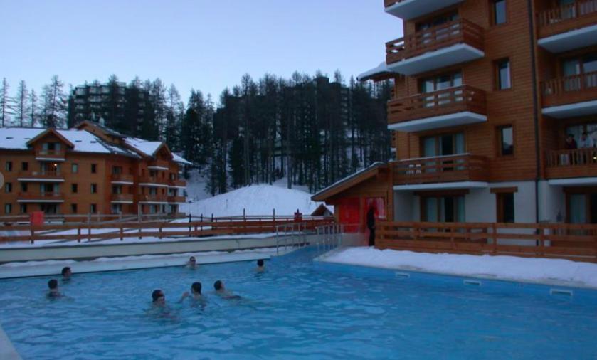 Residence L'Albane Вар Екстериор снимка