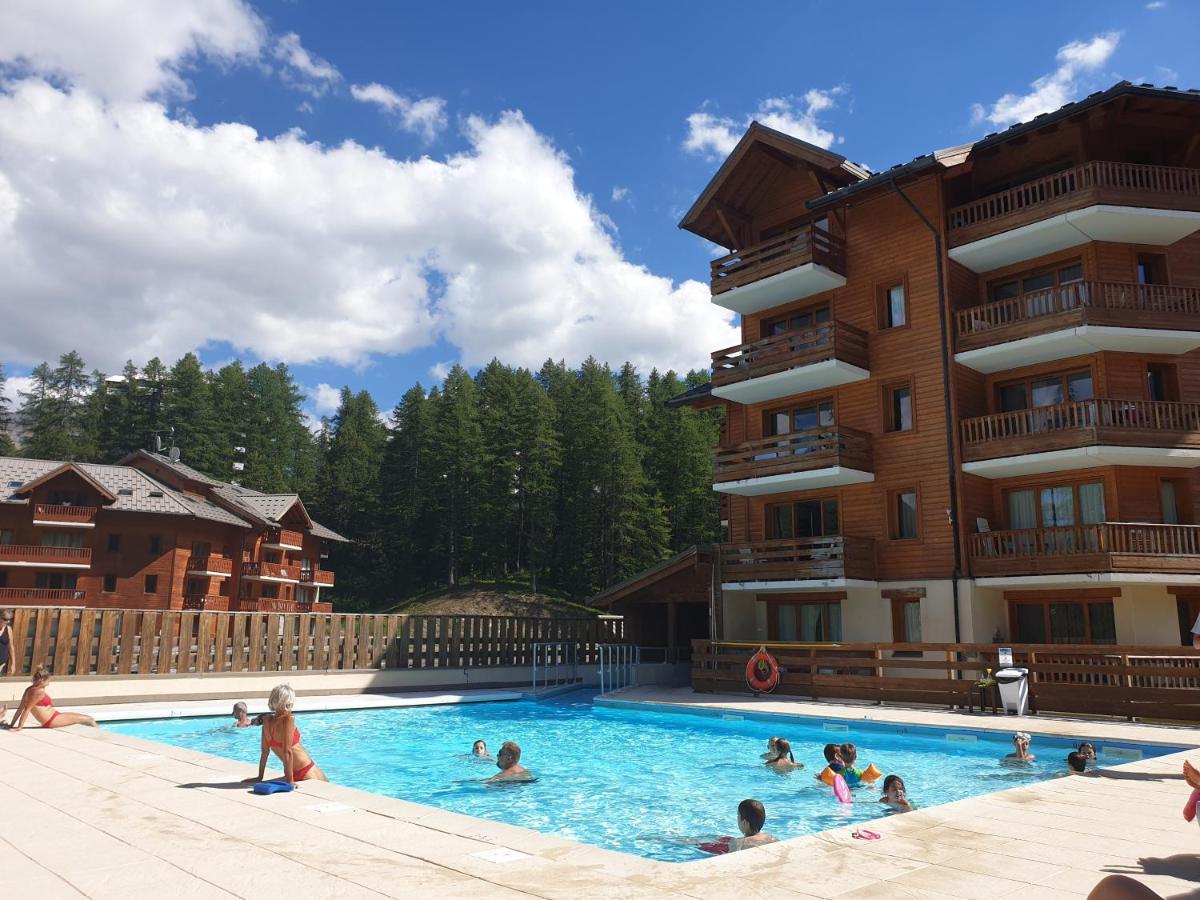 Residence L'Albane Вар Екстериор снимка